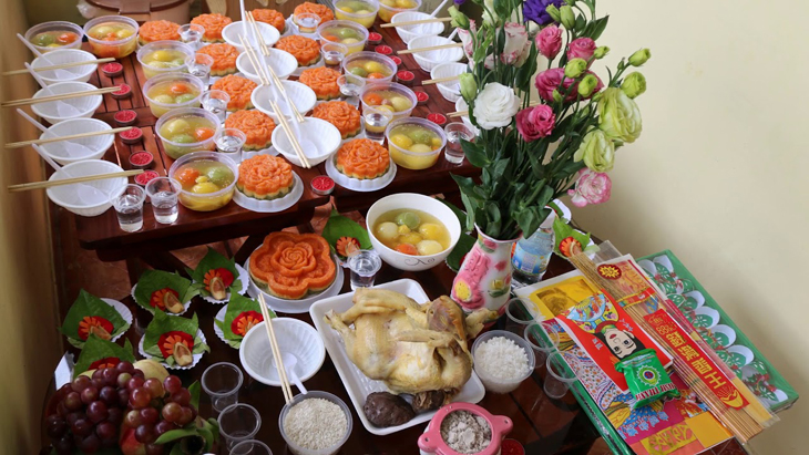 Thôi nôi bé gái